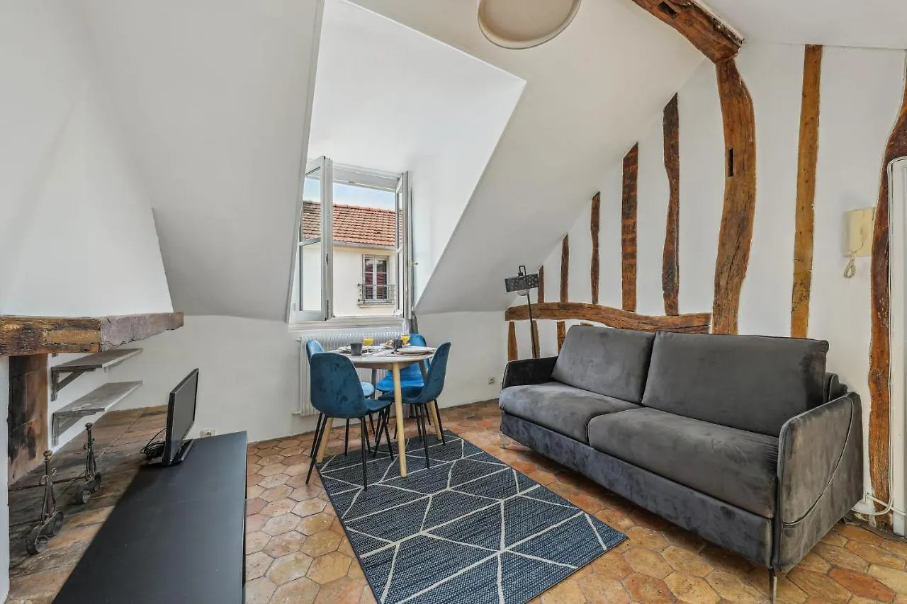 Heart Of Latin Quarter - 1br - Cityapartmentstay Διαμέρισμα *