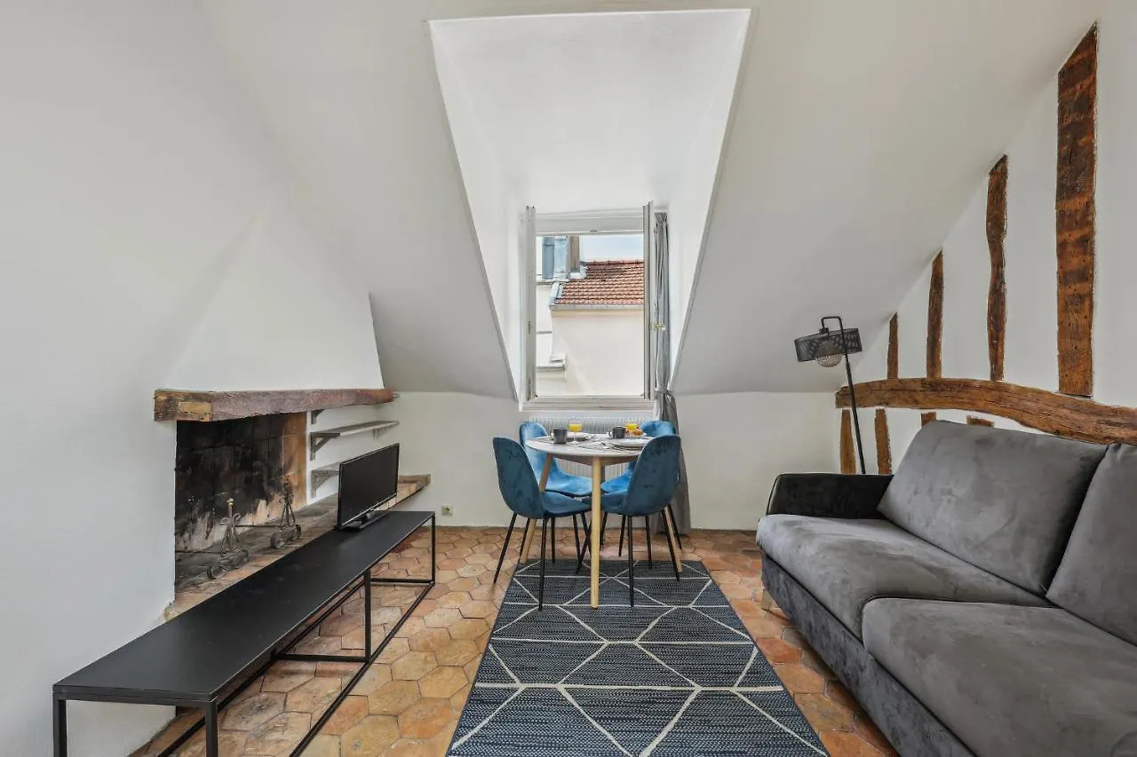 Apartment Heart Of Latin Quarter - 1br - Cityapartmentstay Paris